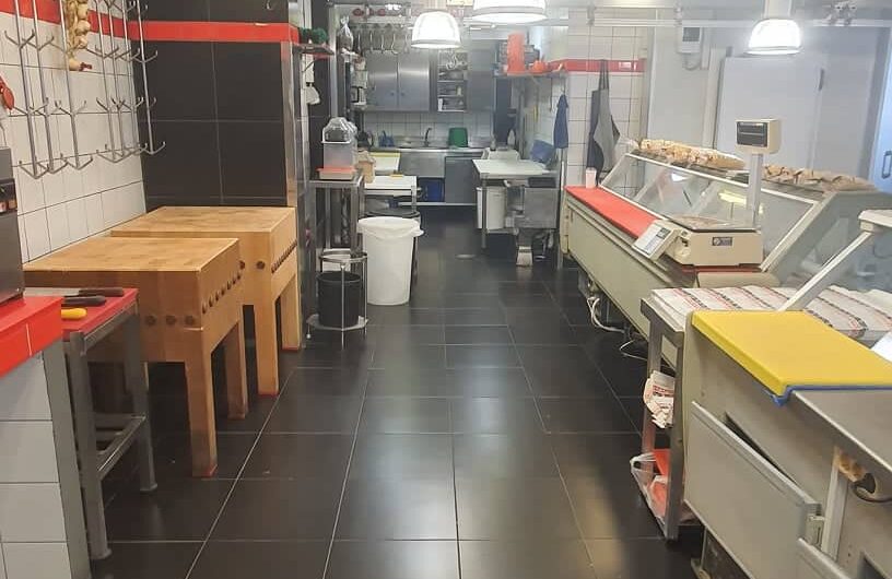 Πωλείται κρεοπωλείο