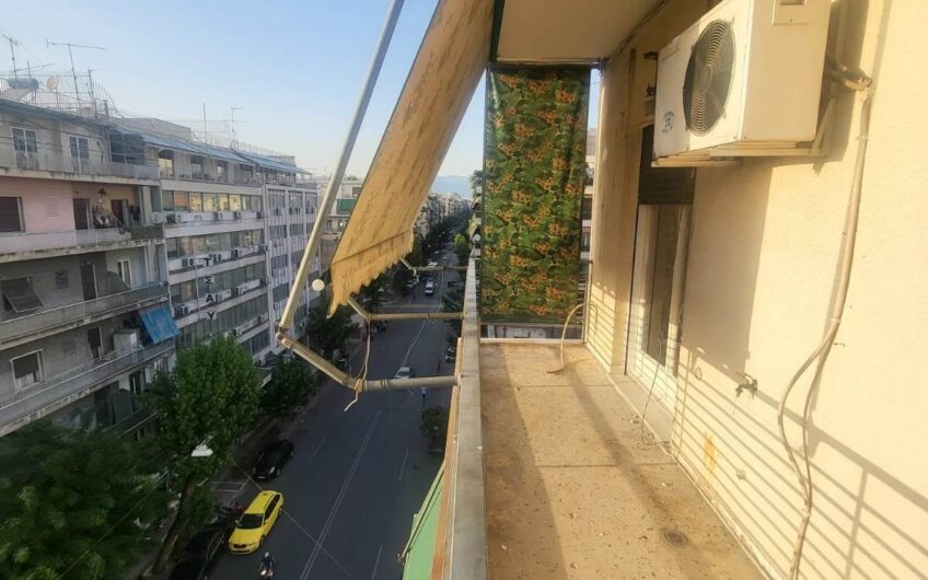 ΕΝΟΙΚΙΑΖΕΤΑΙ ΔΙΑΜΕΡΙΣΜΑ